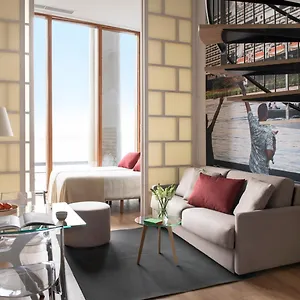 Eric Voekel Boutique - Riverfront Appartement